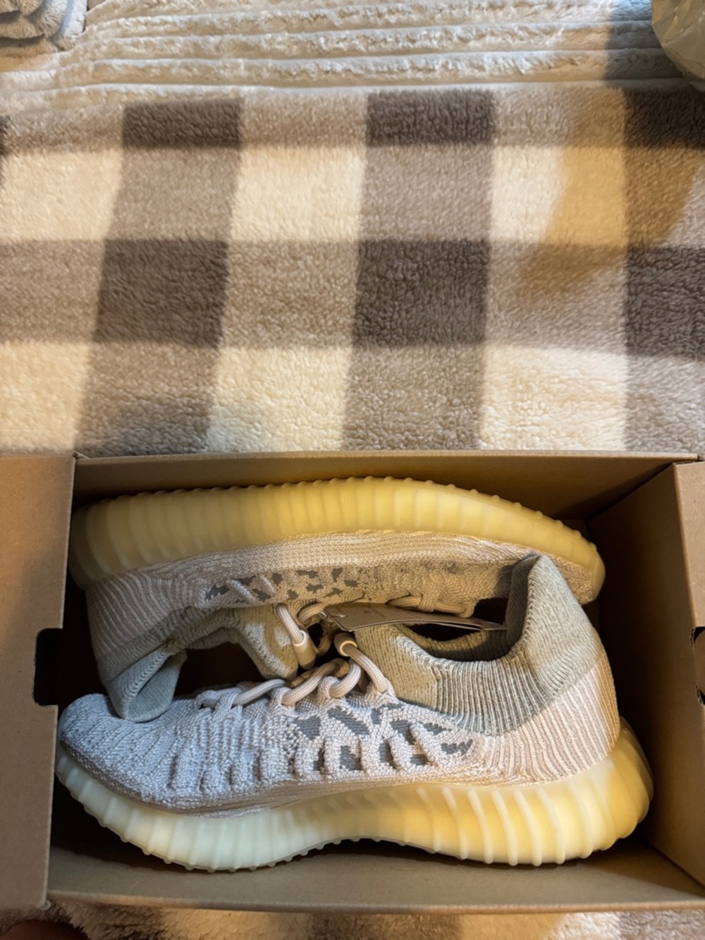 Men’s Yeezy 350 V2 Compact size 6 1/2